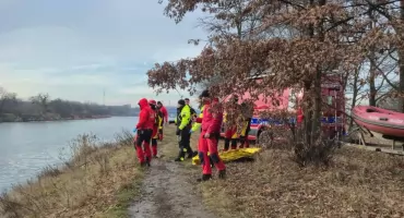 Tragiczne odkrycie na Odrze. Ciało mężczyzny wyłowione z rzeki