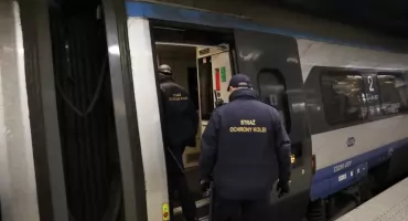 Pijany pasażer zaatakował obsługę pociągu. Interwencja SOK na Dworcu Głównym we Wrocławiu