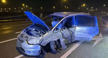 Groźny wypadek na A4 w nocy. 87-letni kierowca wjechał na autostradę pod prąd