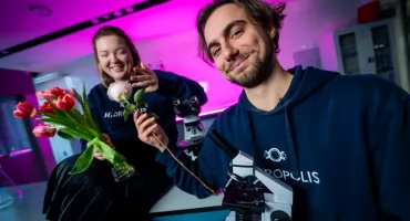 Kwiaty mówią więcej niż słowa. Naukowe Walentynki w Hydropolis