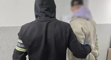 21-latek wpadł podczas zakupów z fałszywymi pieniędzmi i narkotykami