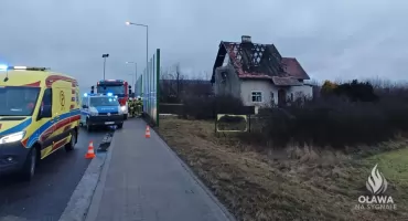 Ogromna eksplozja gazu w Owczarach. Dom stanął w płomieniach, liczne służby na miejscu