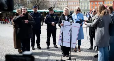 Plac Solny we Wrocławiu zamknięty nocami i w weekendy. Miasto walczy z hałasem w centrum