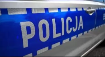 Chwile grozy w Pasażu Zielińskiego. Rozpędzone BMW wbiło się w galerię