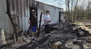 Spalone marzenia o zielonym azylu. Ranczo Kozanów miało łączyć ludzi i naturę. Właściciele walczą o przetrwanie i proszą o pomoc