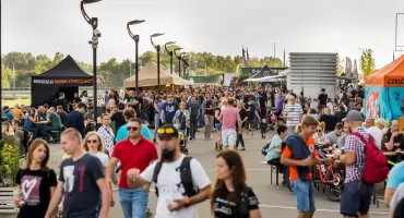 Festiwal Dobrego Piwa wraca z klimatem disco. Szykują się 3 dni wyjątkowo dobrej zabawy