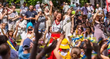 Dzień Wyszywanki 2026 we Wrocławiu. Spotkanie w ogrodzie Ossolineum