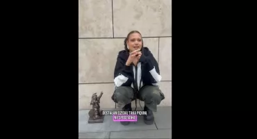 Urodzinowa niespodzianka dla Sary James. Własny krasnal we Wrocławiu tuż przed 18. urodzinami