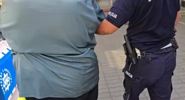 190 zł miało załatwić sprawę na A4. Kierowca ciężarówki odpowie za próbę wręczenia łapówki