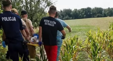 Zaginął senior cierpiący na demencję. Odnaleziono go w polu niedaleko domu