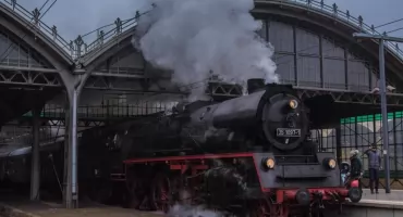 Parowóz z Berlina, 11 zabytkowych wagonów i trasa pod Ślężą. Taki pociąg przejedzie przez Dolny Śląsk