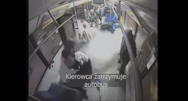 Monocykl elektryczny uruchomił się w autobusie. MPK publikuje nagranie i ostrzega